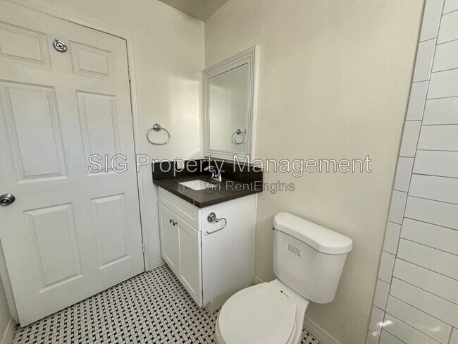 Building Photo - 311 Griswold Ave