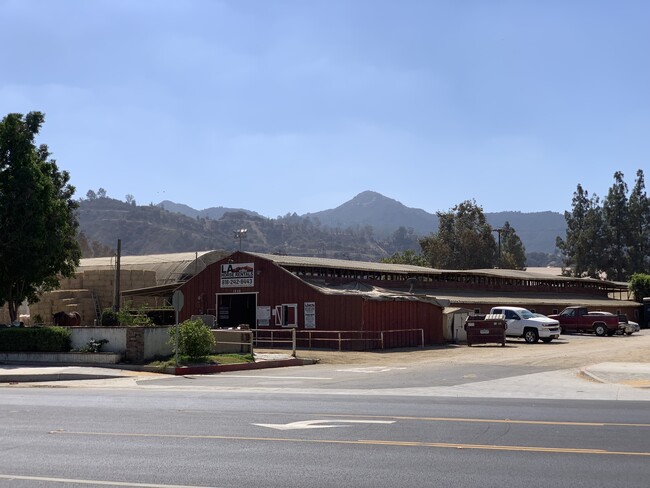 Mountain Views - 1841 Riverside Dr