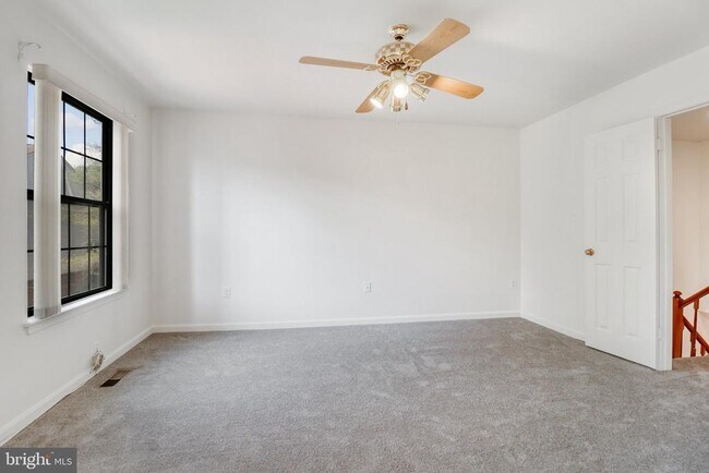 Building Photo - 3964 Rosebay Ct