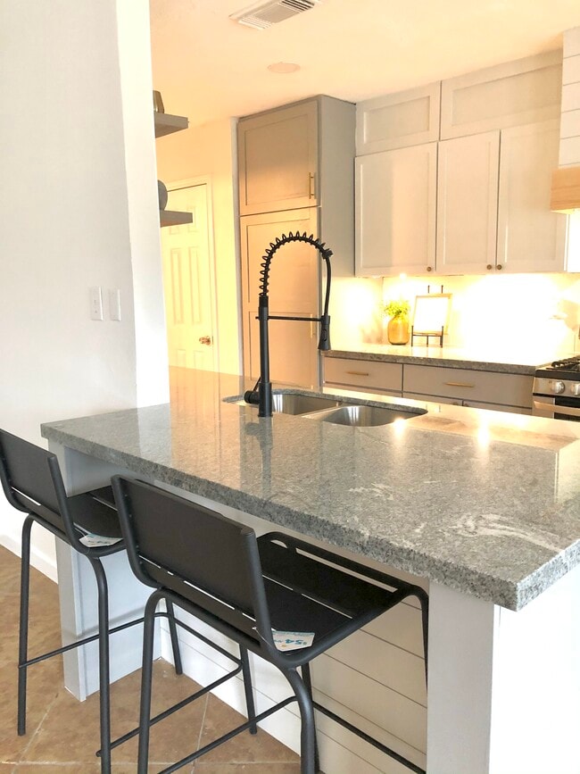 Building Photo - 11511 Kirkvalley Dr