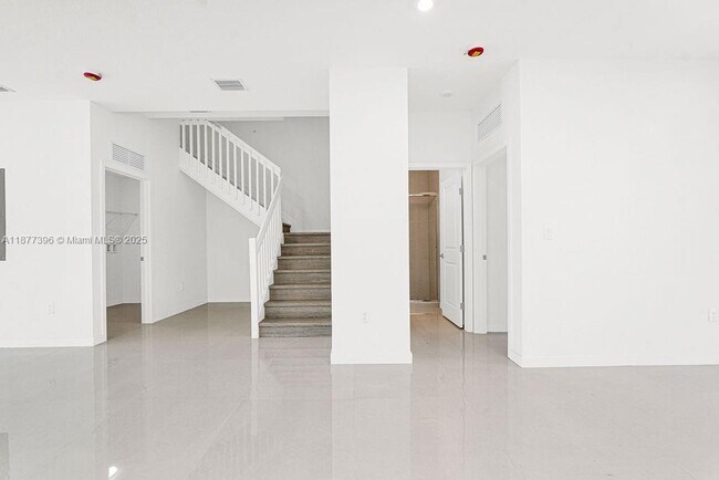 Building Photo - 22485 SW 125th Ave