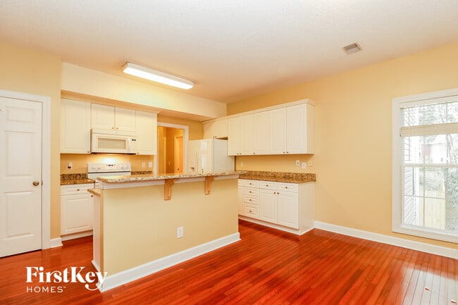 Building Photo - 1033 Bidwell Cir