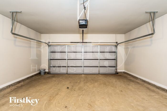 Building Photo - 1580 Brookhaven Dr