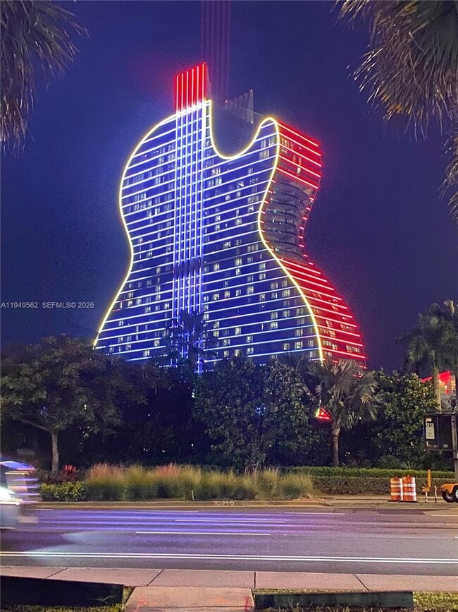 Building Photo - 5060 SW 43rd Terrace