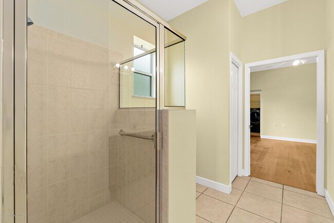 Building Photo - 845 S Tropical Trail
