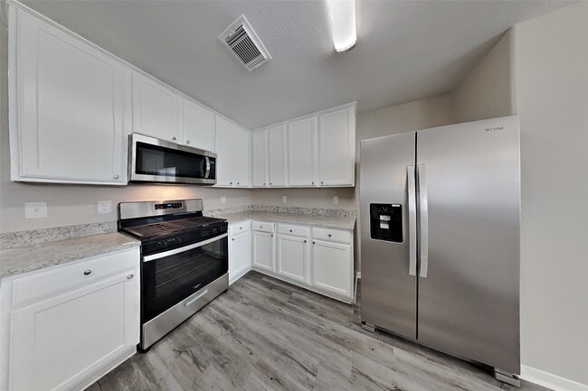 Building Photo - 3411 Dorsey Ln