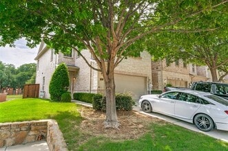 Building Photo - 2622 Jackson Dr