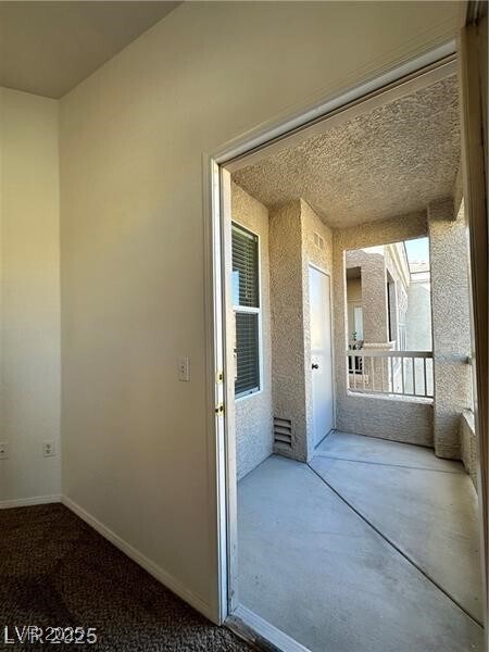 Building Photo - 10550 W Alexander Rd