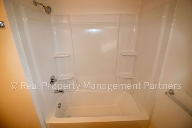 Building Photo - Fully Renovated 4 Bed, 2 Bath Home Near Breton Village