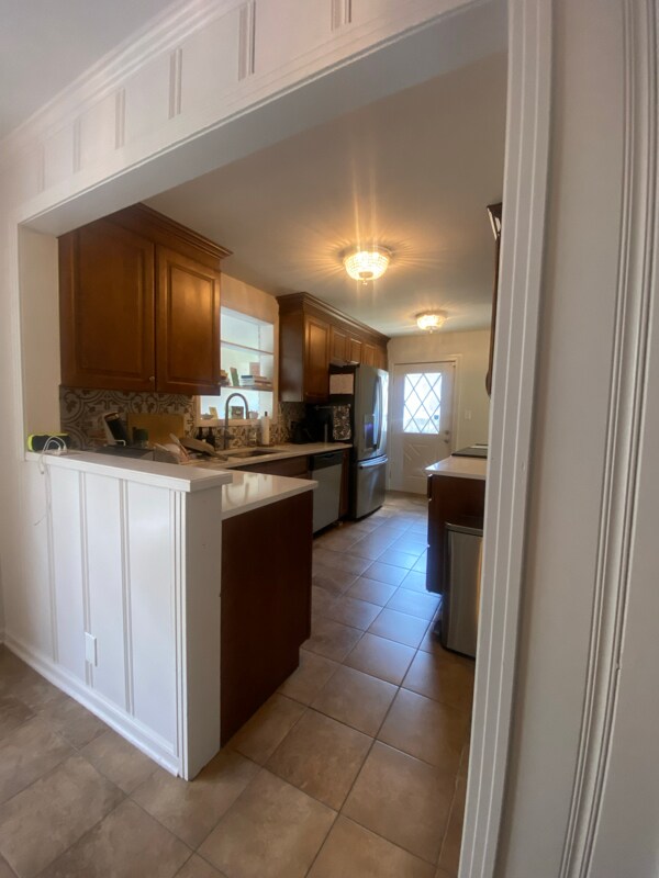 Building Photo - 828 Lemont Dr