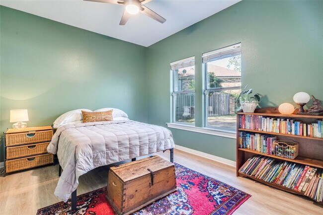 Building Photo - 106 Rupen Ct