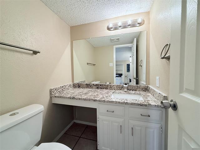 Building Photo - 777 Custer Rd