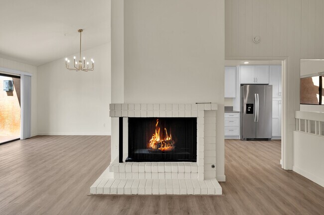 Building Photo - 2579 Caminito Muirfield