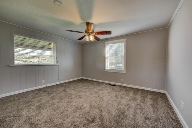 Building Photo - 2018 Tooles Bend Rd