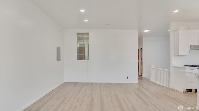 Building Photo - 2612 Greenwich St