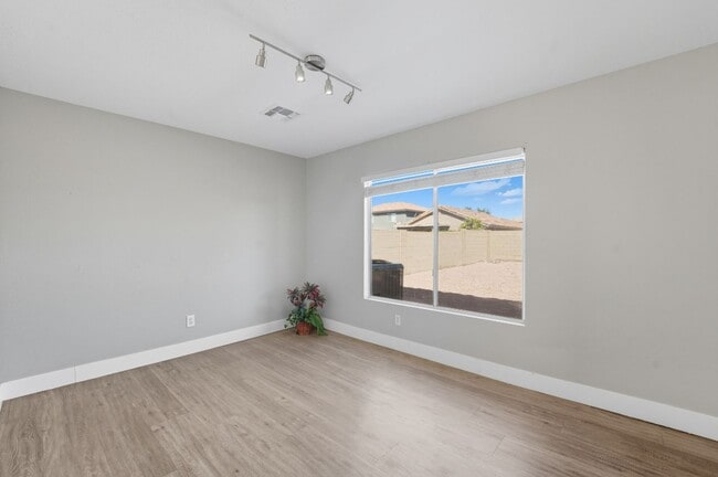 Building Photo - Charming El Mirage Rental – 3 Bedrooms, 2.5 Baths, Prime Location