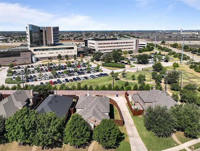 Building Photo - 12381 Bethel Dr