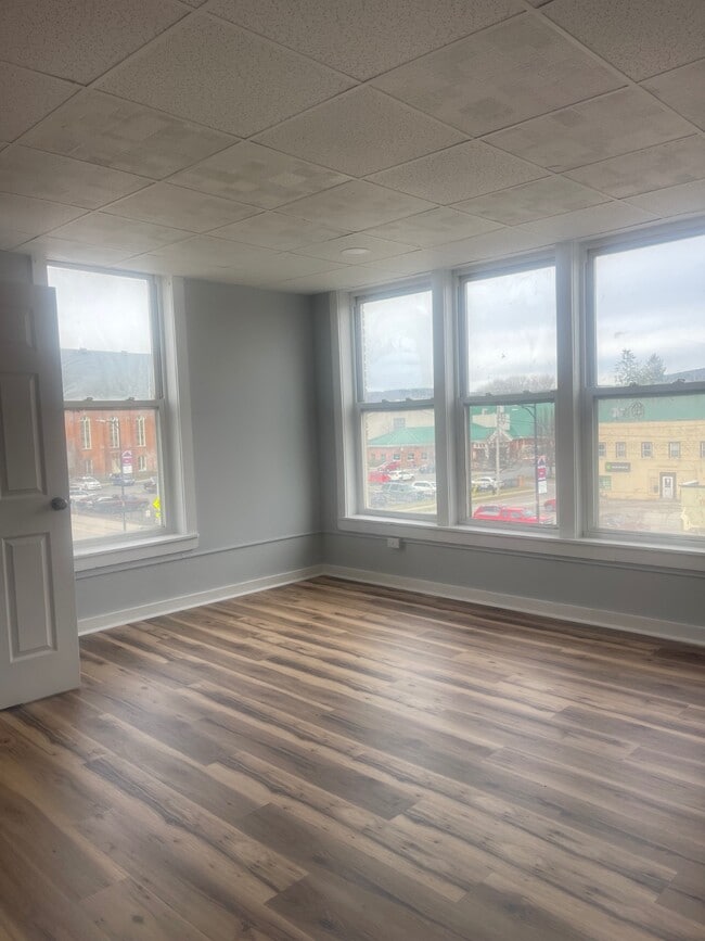 Building Photo - 43-45-45 N Broad St