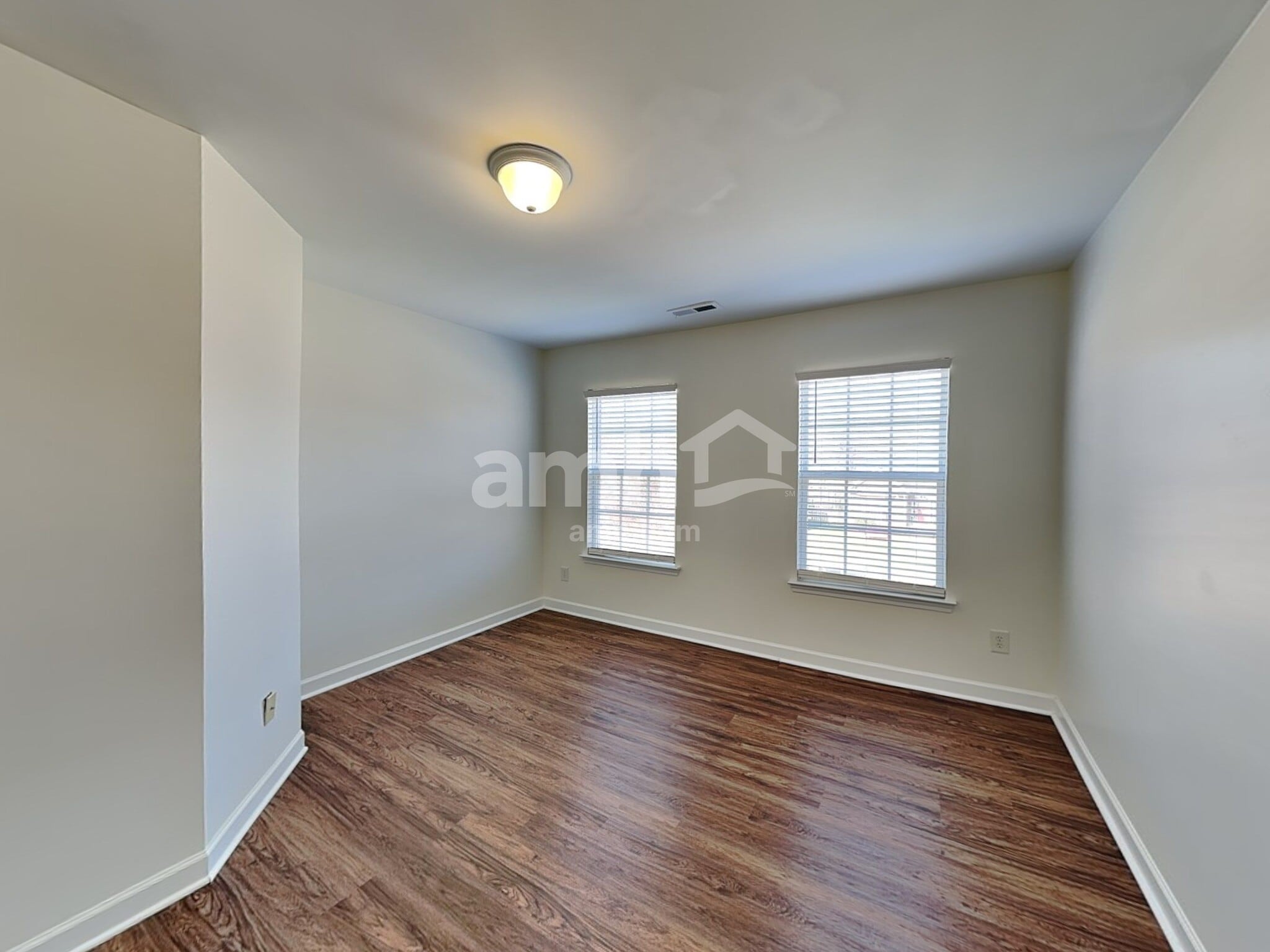 Building Photo - 8317 Suttonview Dr