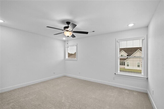 Building Photo - 2710 S 20th St
