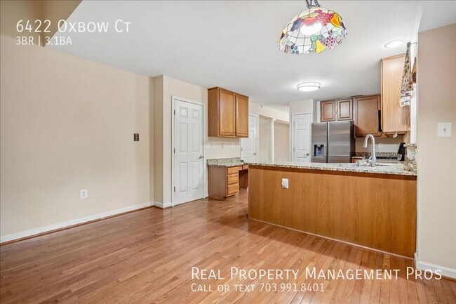 Building Photo - 6422 Oxbow Ct