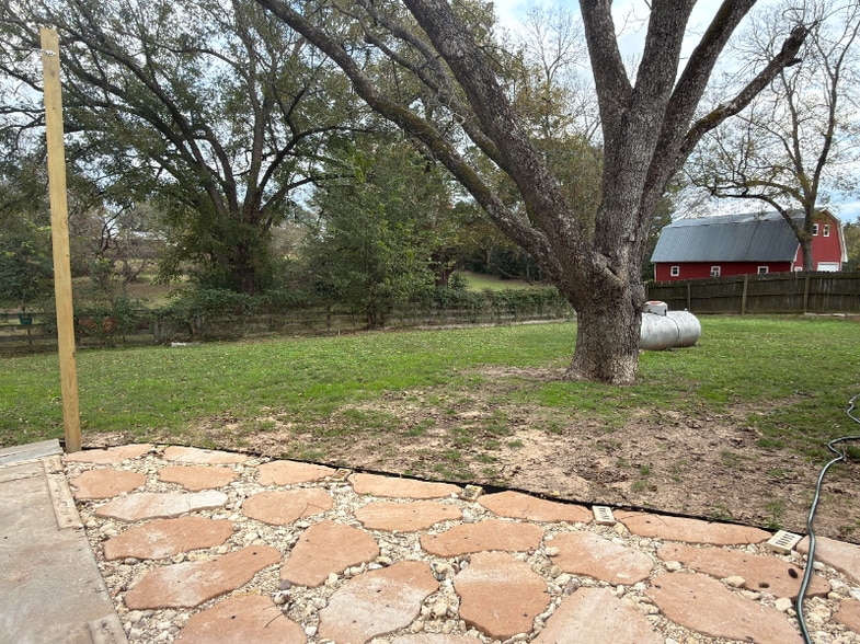 Building Photo - 14757 County Rd 1125