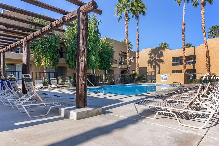 Building Photo - Palos Verdes Villas