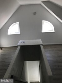 Building Photo - 4832 E Roosevelt Blvd