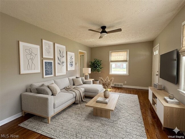 Building Photo - 857 Kennebec Ave