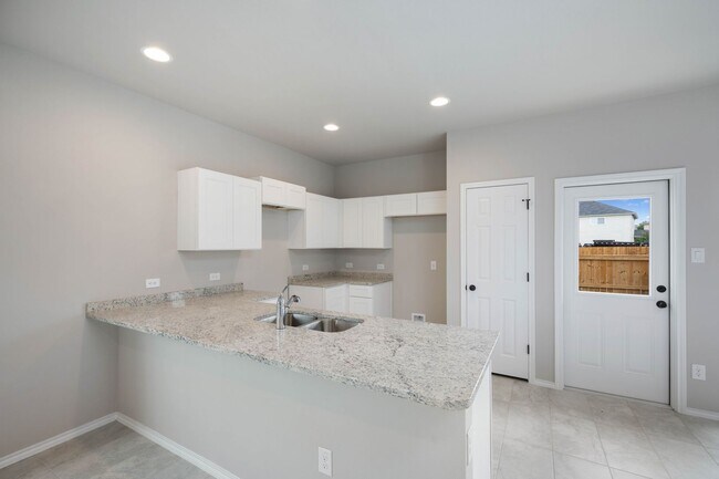 Building Photo - 8619 Valentina Wy