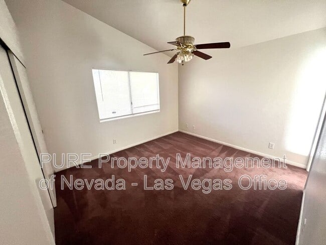 Building Photo - 5716 Grand Entries Dr