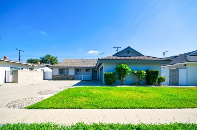 Building Photo - 530 W Parkwood Ave