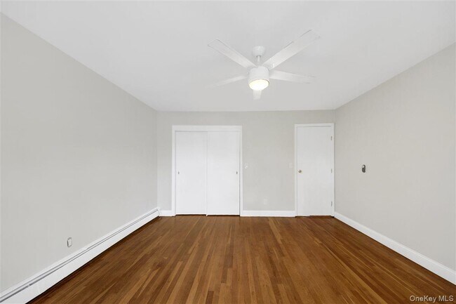 Building Photo - 21 E Cedar St