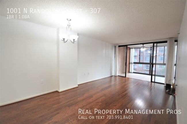 Building Photo - 1001 N Randolph St