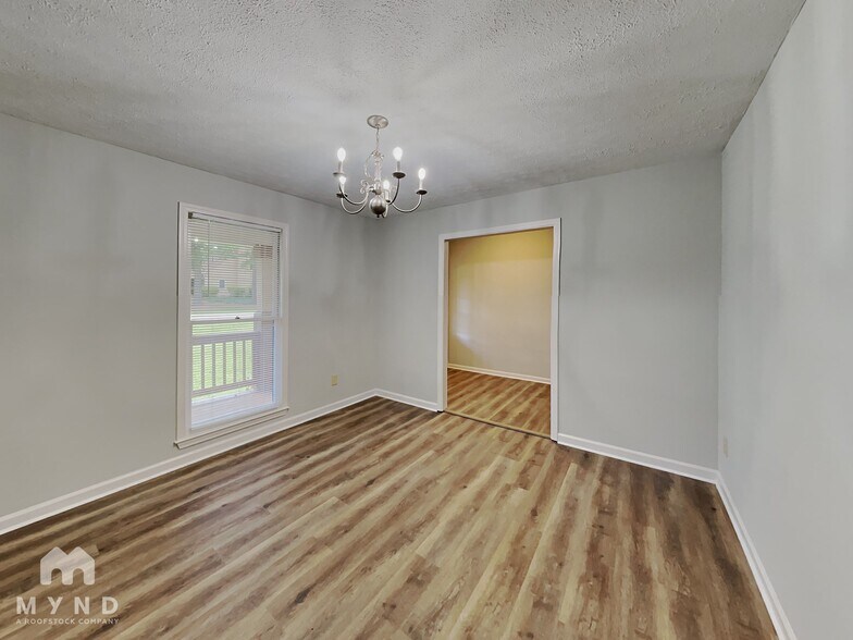 Building Photo - 1186 Bayridge Dr