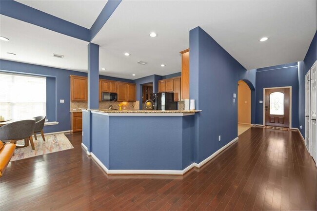 Building Photo - 6226 Oxford Lake Dr