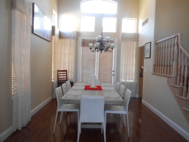 Building Photo - 8317 Opal Cove Dr