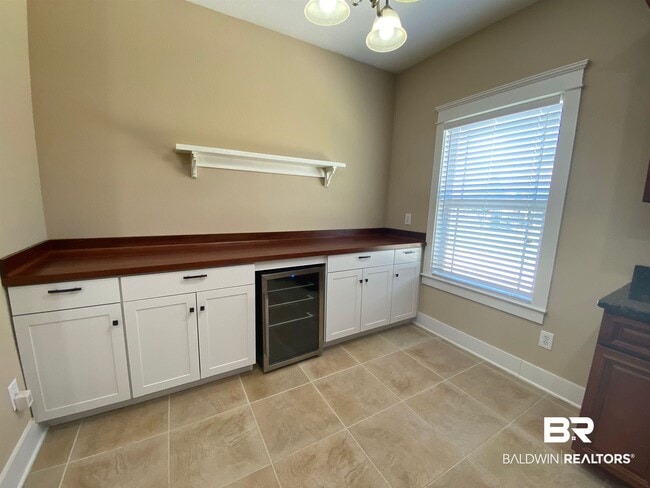 Building Photo - 26646 Augustine Drive