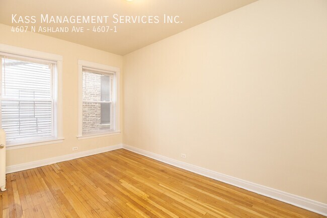 Building Photo - 4607 N Ashland Ave