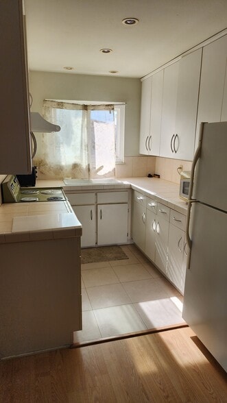 Building Photo - 7772 Camino Glorita