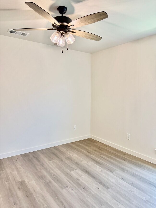 Building Photo - Gorgeous Brand New Build 4/2/2 in Coveted Wolfforth Neighborhood!