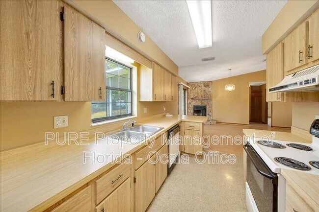 Building Photo - 4331 SE 106th Pl