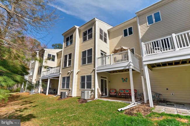 Building Photo - 11958 W War Dancer Ln