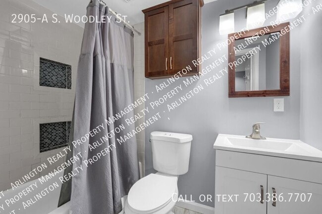 Building Photo - 2905-A S Woodley St