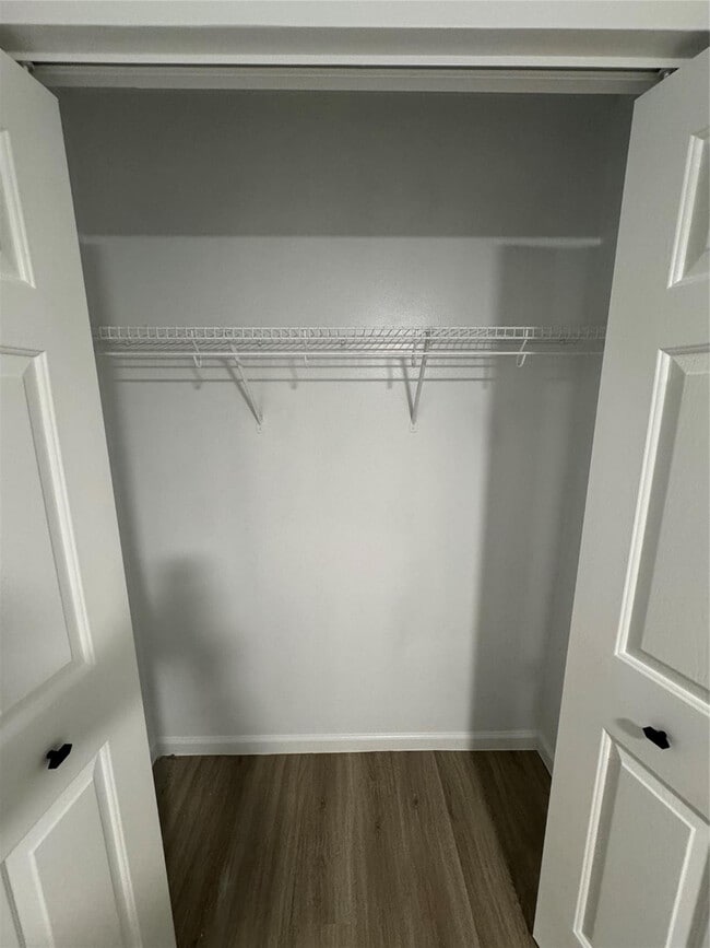 Building Photo - 3102 Coral Ridge Dr