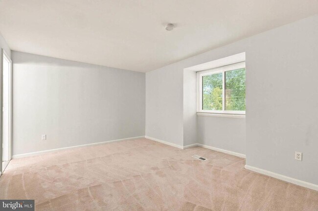 Building Photo - 7138 Talisman Ln
