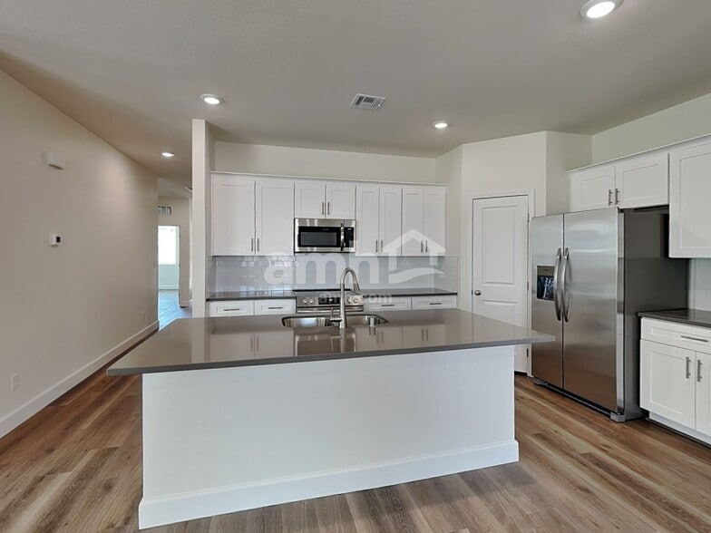 Building Photo - 13107 N Honest Endeavor Wy