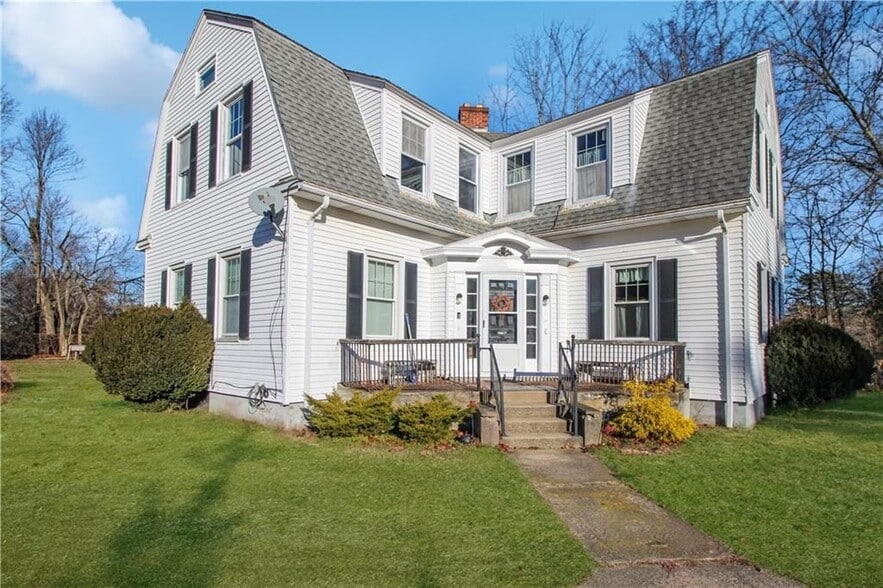 Building Photo - 19 Greenman Ave