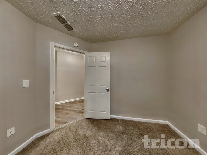 Building Photo - 223 Towler Shoals Dr