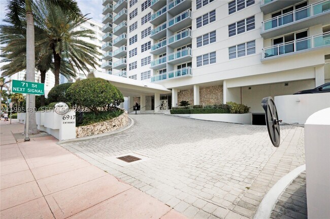 Building Photo - 6917 Collins Ave